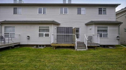 32 Mt Aberdeen Manor Se, Calgary, AB - Outdoor With Exterior