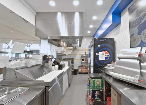 2525 36 Street Ne, Calgary, AB 