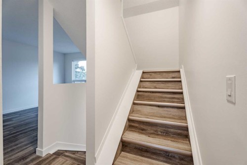 D-11111 Oakfield Drive Sw, Calgary, AB - Indoor Photo Showing Other Room