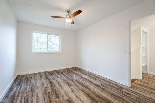 D-11111 Oakfield Drive Sw, Calgary, AB - Indoor Photo Showing Other Room