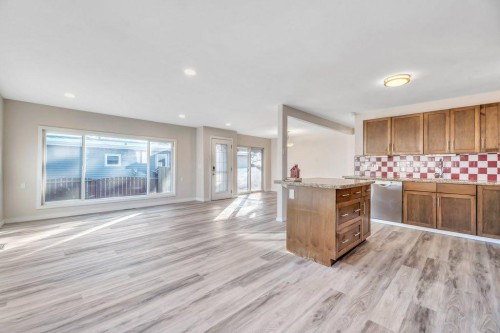 826 Bayview Road, Strathmore, AB - Indoor