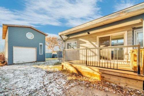 826 Bayview Road, Strathmore, AB - Outdoor With Deck Patio Veranda