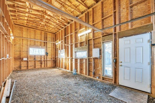 826 Bayview Road, Strathmore, AB - Indoor Photo Showing Other Room