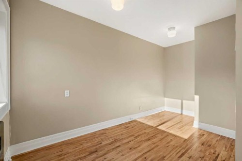 46-330 19 Avenue Sw, Calgary, AB - Indoor Photo Showing Other Room