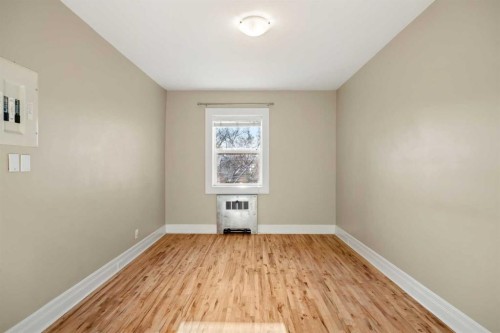 46-330 19 Avenue Sw, Calgary, AB - Indoor Photo Showing Other Room