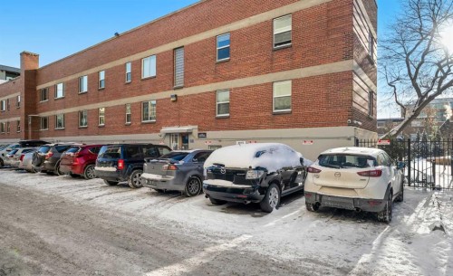 46-330 19 Avenue Sw, Calgary, AB - Outdoor With Exterior