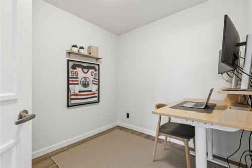 36 Riverview Drive, Cochrane, AB - Indoor