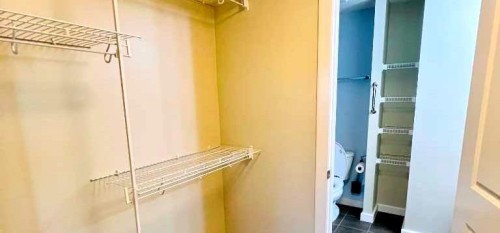 2607-211 13 Avenue Se, Calgary, AB - Indoor With Storage