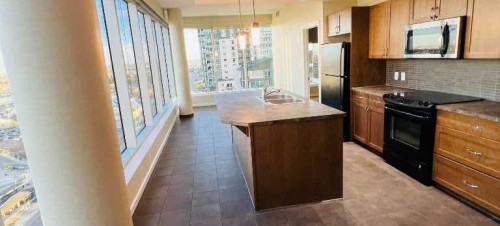 2607-211 13 Avenue Se, Calgary, AB - Indoor Photo Showing Kitchen