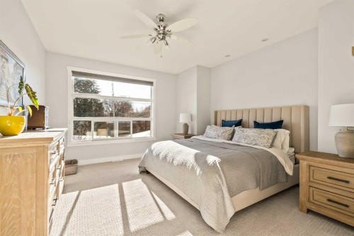 447B 23 Avenue Nw, Calgary, AB - Indoor Photo Showing Bedroom
