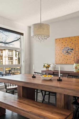 447B 23 Avenue Nw, Calgary, AB - Indoor Photo Showing Office