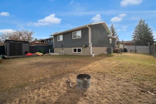 3 Booth Crescent, Irricana, AB - Outdoor