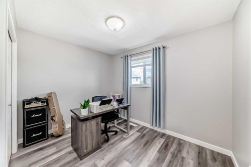 137 Coverton Circle Ne, Calgary, AB - Indoor Photo Showing Office