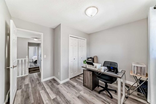 137 Coverton Circle Ne, Calgary, AB - Indoor Photo Showing Office