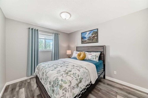 137 Coverton Circle Ne, Calgary, AB - Indoor Photo Showing Bedroom