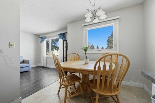 923 Marcombe Drive Ne, Calgary, AB - Indoor Photo Showing Dining Room