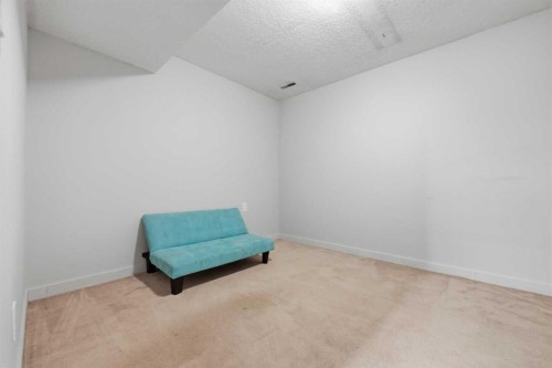 923 Marcombe Drive Ne, Calgary, AB - Indoor Photo Showing Other Room