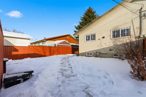 923 Marcombe Drive Ne, Calgary, AB - Outdoor