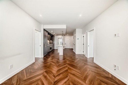 410-8505 Broadcast Avenue Sw, Calgary, AB - Indoor Photo Showing Other Room