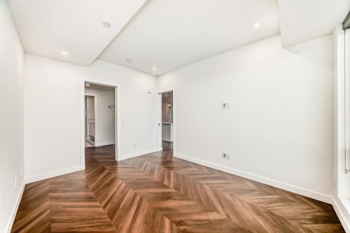 410-8505 Broadcast Avenue Sw, Calgary, AB - Indoor Photo Showing Other Room
