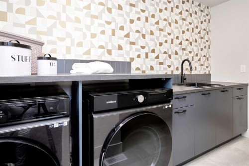 218 Aspen Summit Place Sw, Calgary, AB - Indoor Photo Showing Laundry Room