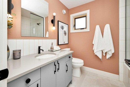 218 Aspen Summit Place Sw, Calgary, AB - Indoor Photo Showing Bathroom