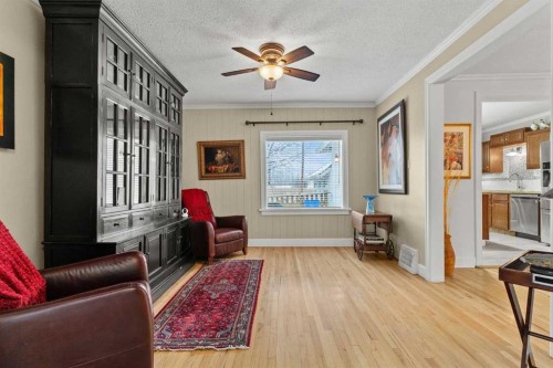 656 Royalite Way Se, Diamond Valley, AB - Indoor