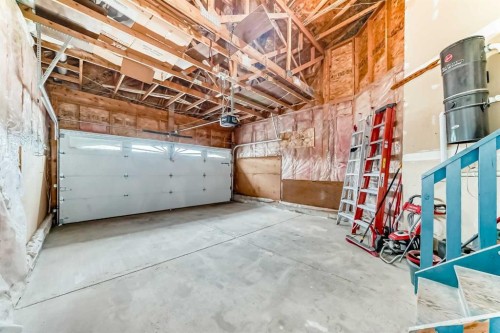 92 Martha'S Haven Gardens Ne, Calgary, AB - Indoor Photo Showing Garage