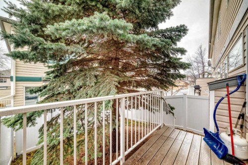 30 Citadel Estates Manor Nw, Calgary, AB - Outdoor