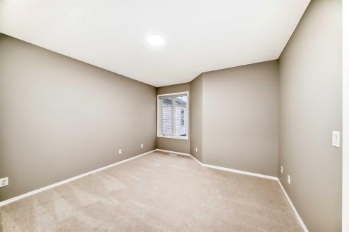 30 Citadel Estates Manor Nw, Calgary, AB - Indoor Photo Showing Other Room
