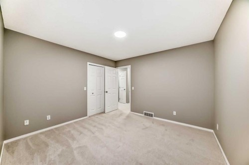 30 Citadel Estates Manor Nw, Calgary, AB - Indoor Photo Showing Other Room