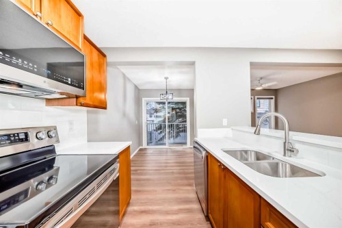 30 Citadel Estates Manor Nw, Calgary, AB - Indoor Photo Showing Kitchen With Double Sink
