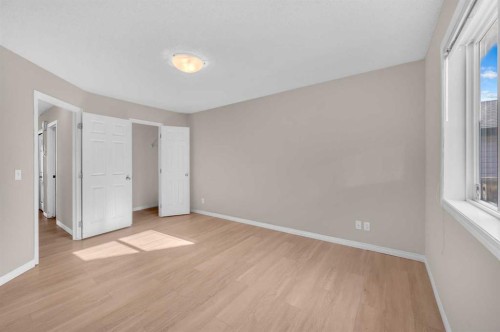 231 Saddlebrook Way Ne, Calgary, AB - Indoor Photo Showing Other Room