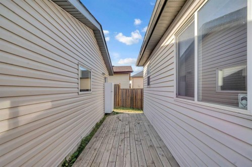 231 Saddlebrook Way Ne, Calgary, AB - Outdoor With Exterior