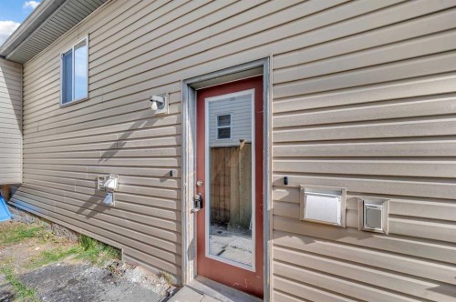 231 Saddlebrook Way Ne, Calgary, AB - Outdoor With Exterior