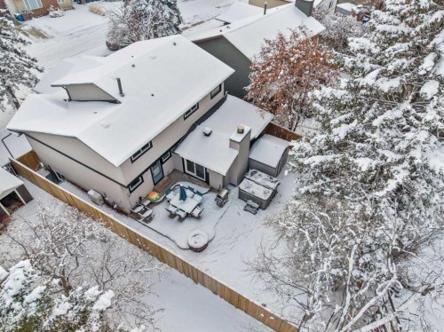 92 Deermeade Road Se, Calgary, AB - Outdoor