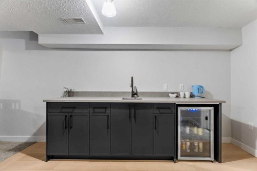 92 Deermeade Road Se, Calgary, AB - Indoor