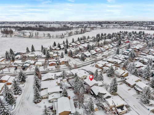 92 Deermeade Road Se, Calgary, AB - Outdoor With View