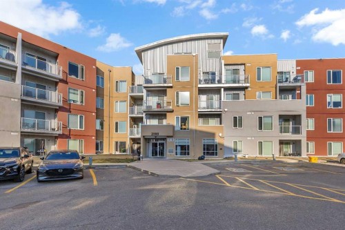 2416-604 East Lake Boulevard  Airdrie, AB T4A 0G6