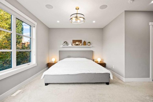1-705 Mcdougall Road Ne, Calgary, AB - Indoor Photo Showing Bedroom