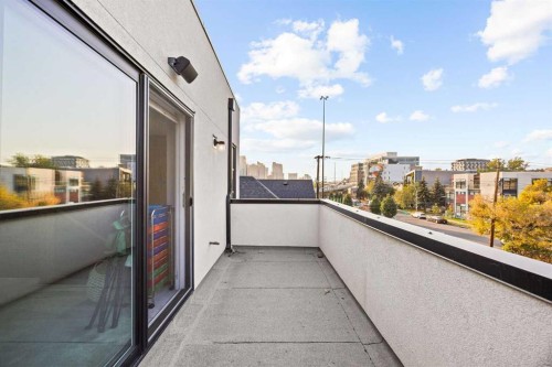1-705 Mcdougall Road Ne, Calgary, AB - Outdoor With Balcony With Exterior