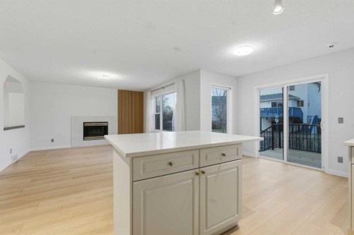 210 Douglas Glen Point Se, Calgary, AB - Indoor With Fireplace