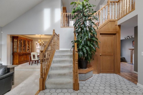 139 Wood Valley Rise Sw, Calgary, AB - Indoor Photo Showing Other Room