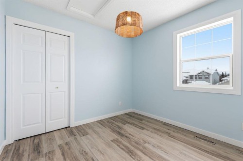 82 Bridleridge Way Sw, Calgary, AB - Indoor Photo Showing Other Room