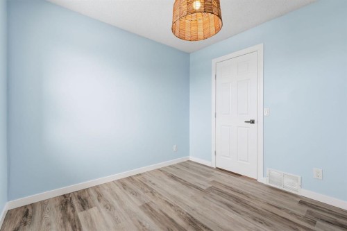 82 Bridleridge Way Sw, Calgary, AB - Indoor Photo Showing Other Room