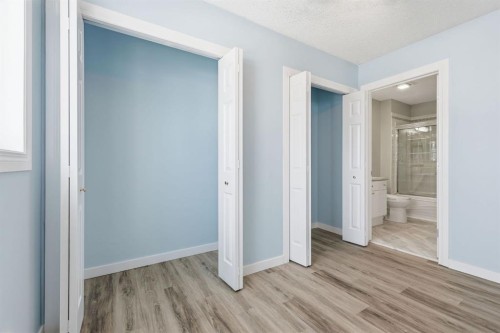 82 Bridleridge Way Sw, Calgary, AB - Indoor Photo Showing Other Room