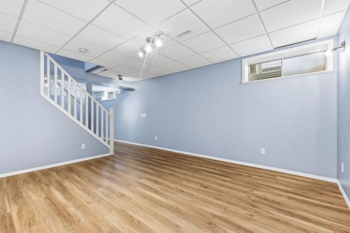 82 Bridleridge Way Sw, Calgary, AB - Indoor Photo Showing Other Room