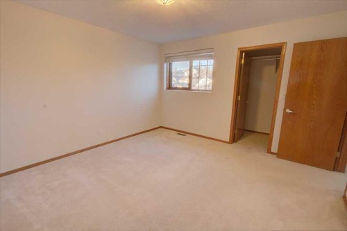 6967 Christie Estate Boulevard Sw, Calgary, AB - Indoor Photo Showing Other Room