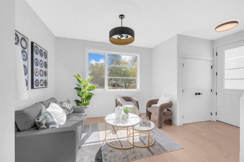 2504 18 Street Nw, Calgary, AB - Indoor