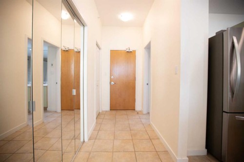 1707-1108 6 Avenue Sw, Calgary, AB - Indoor Photo Showing Other Room